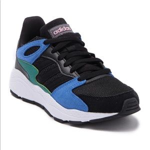 New Adidas size 5 big boys